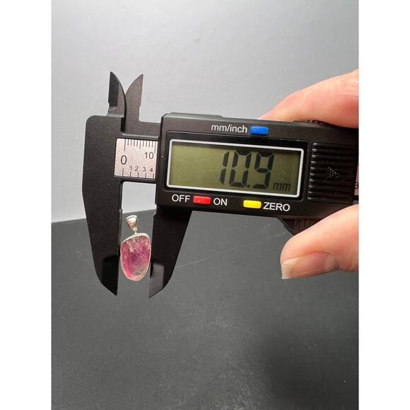 NEW Pink and white tourmaline sterling silver pendant 1.68 grams - Picture 5 of 9